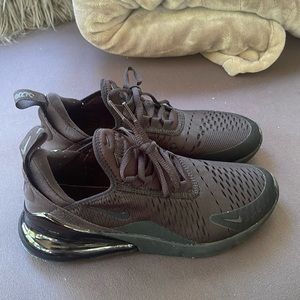 Brand new black air max sneakers
